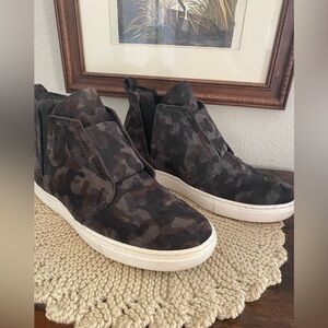 Miz Mooz Laurent US 8.5 EU 39 Ankle Suede Bootie Sneaker Forest Camo